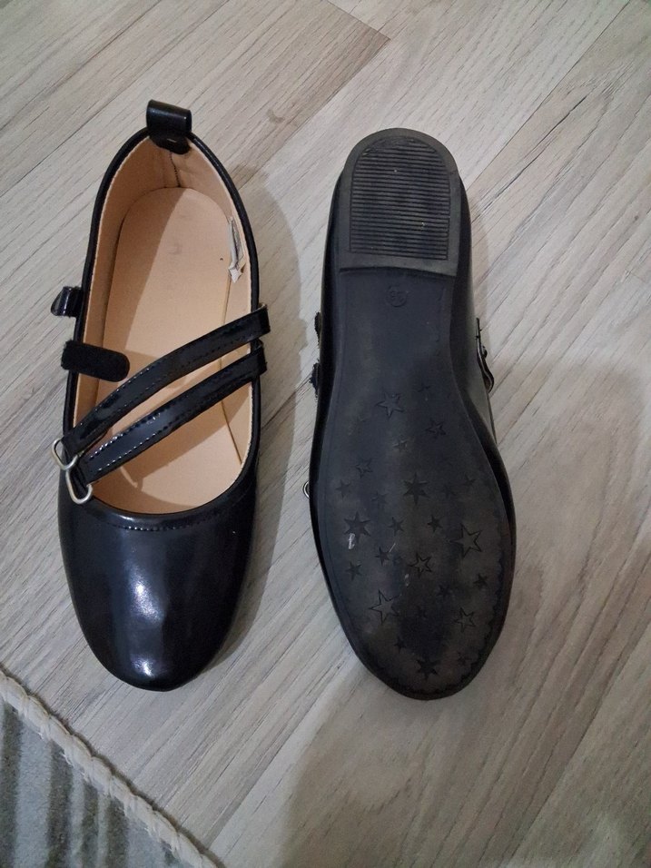 lcw Kız Çocukları İçin Siyah Tokalı Babet Ayakkabı - Görsel 2