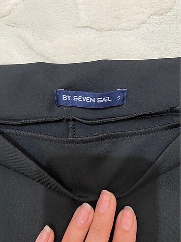 Zara ZARA SİYAH ŞORT ETEK