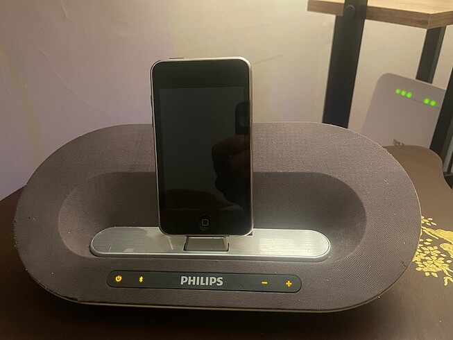 Nostaljik ipod touch 2. Nesil ve dock