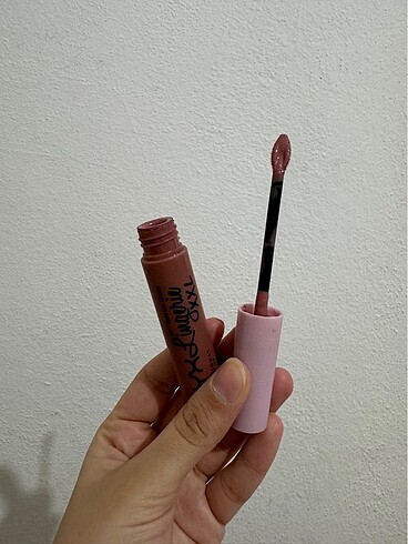 Nyx undressed undressd ruj