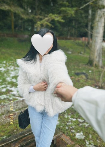 Beyaz Kürklü Kadın Midi Boy Ceket - Görsel 2