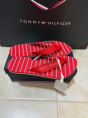 Tommy Hilfiger Tommy Hilfiger terlik