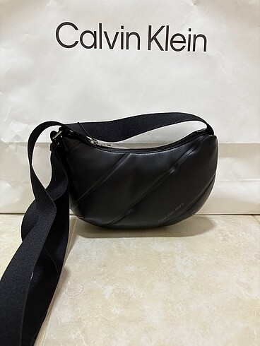 Calvin Klein çanta