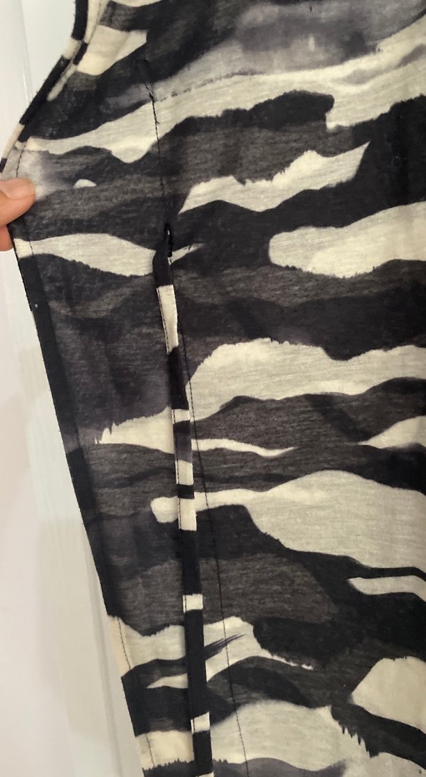 V Yaka Zebra Desenli Salaş Hamile Tunik - Görsel 3