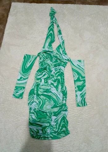 Yeşil Batik Desenli Uzun Kollu Hemşirelik Elbisesi - Görsel 4