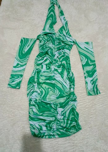 Yeşil Batik Desenli Uzun Kollu Hemşirelik Elbisesi - Görsel 8