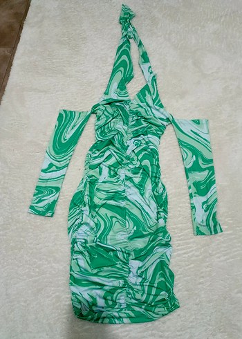 Yeşil Batik Desenli Uzun Kollu Hemşirelik Elbisesi - Görsel 9