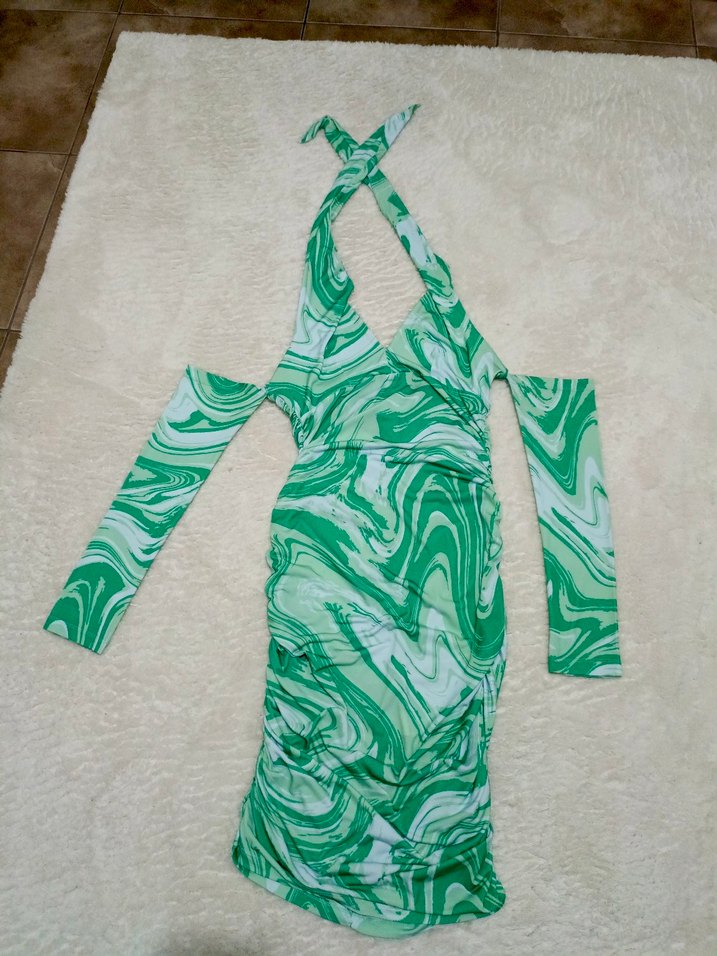 Yeşil Batik Desenli Uzun Kollu Hemşirelik Elbisesi - Görsel 3