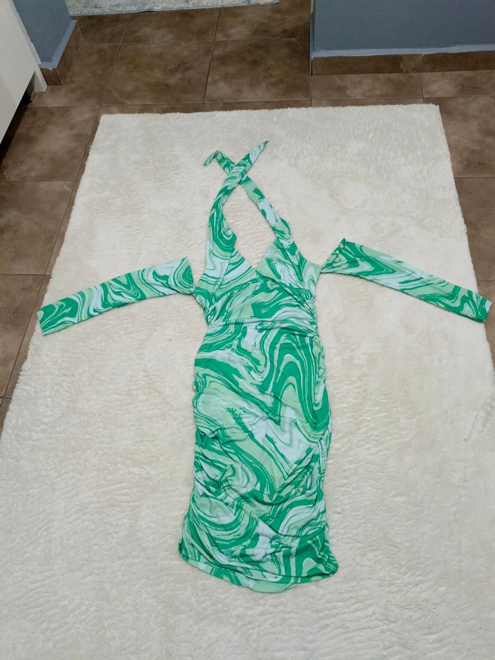 Yeşil Batik Desenli Uzun Kollu Hemşirelik Elbisesi - Görsel 2