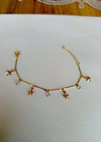 Zincir Detaylı Altın Renkli Kadın Bileklik - Görsel 4