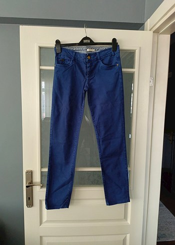 Kemerli Lacivert Kadın Denim Pantolon