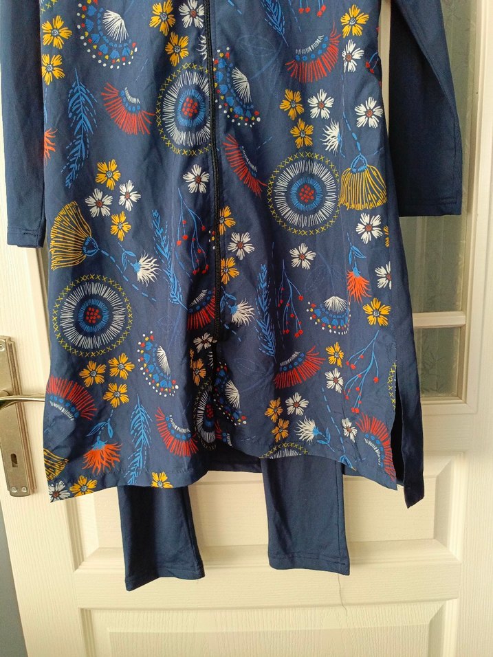 Renkli Baskılı Mavi Haşema - Görsel 4