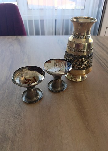 Paşabahçe Parlak Altın Renkli Vazo ve Küçük Şamdanlar