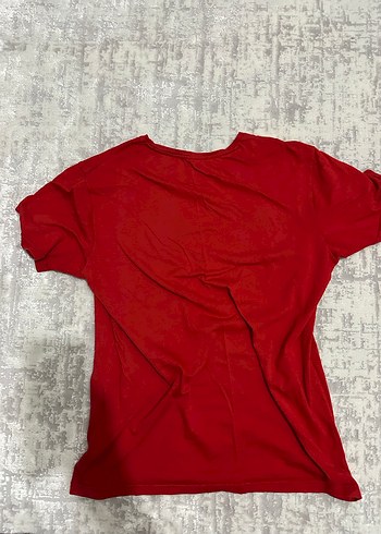 Kırmızı Baskılı Tişört - Görsel 2