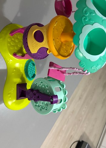 LPS Miniş Renkli Dönen Salıncak ve Dönme Dolap Oyuncak - Görsel 4