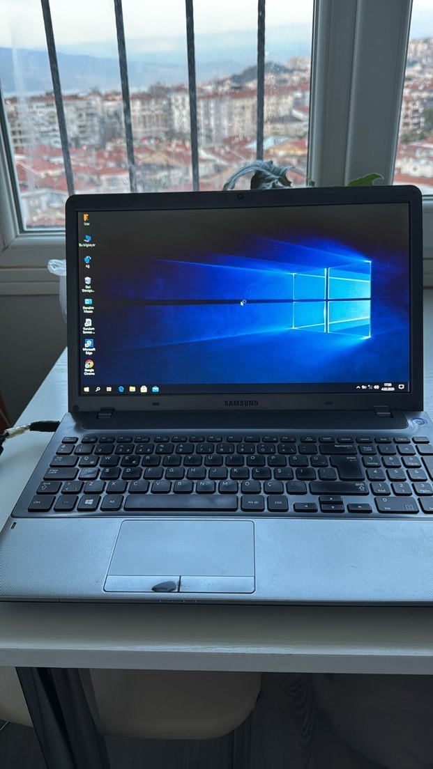 Samsung Laptop - Görsel 2