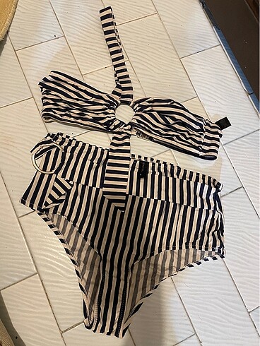 Trendyol 42 beden bikini takımı