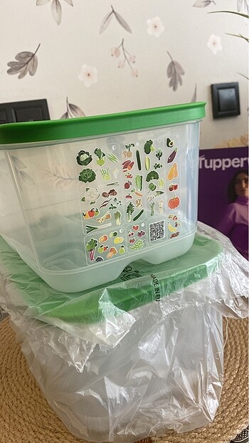 Tupperware Tupperware Sera 4.4Litre - Adet fiyat