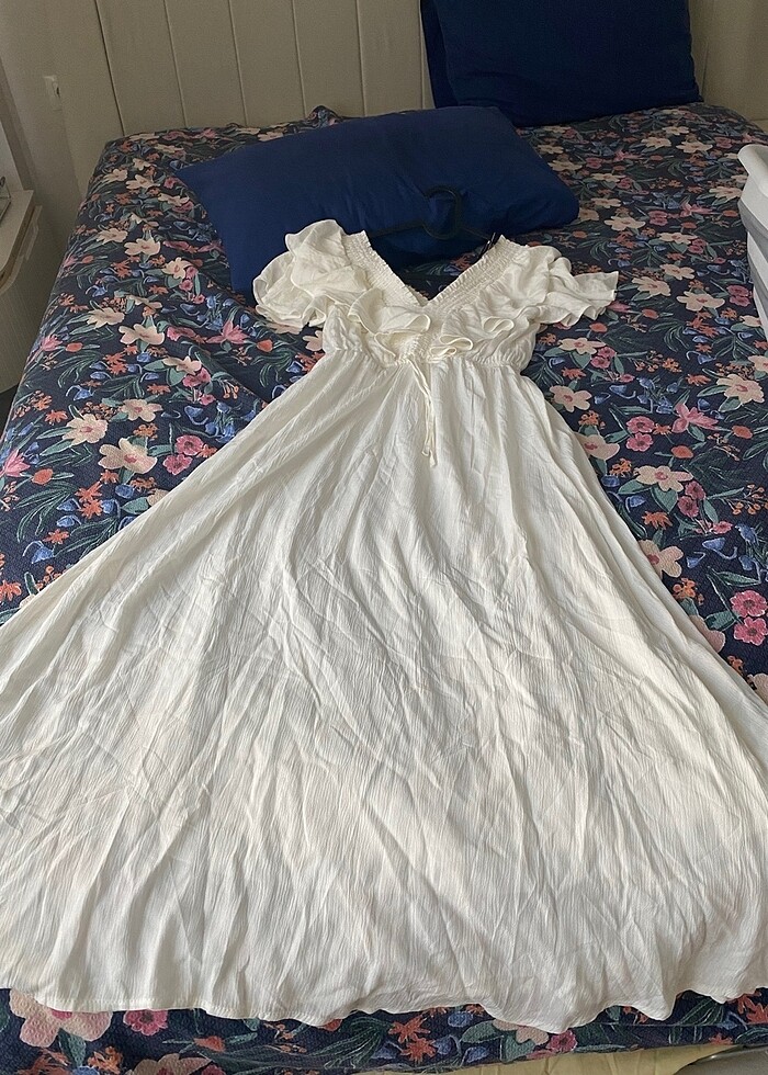 Beyaz elbise - Görsel 2