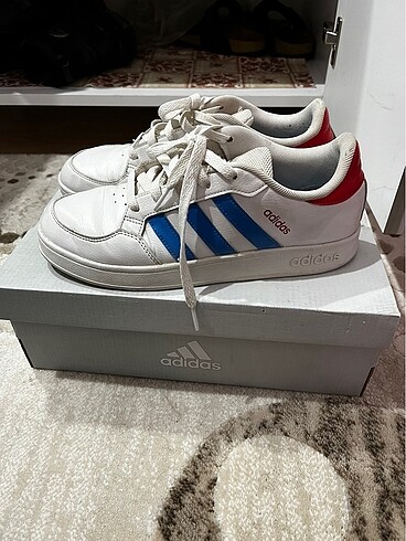 Adidas ayakkabı