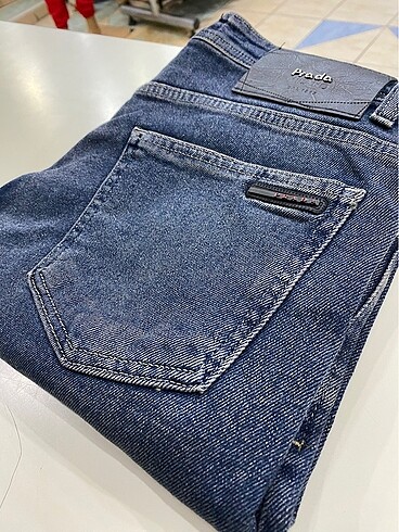 PRADA MİLANO DAL 1913