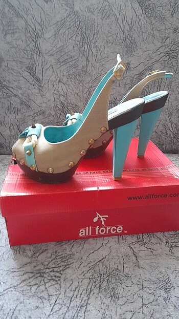 Tanca çivili stiletto 