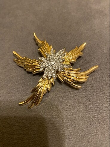 Gold broş