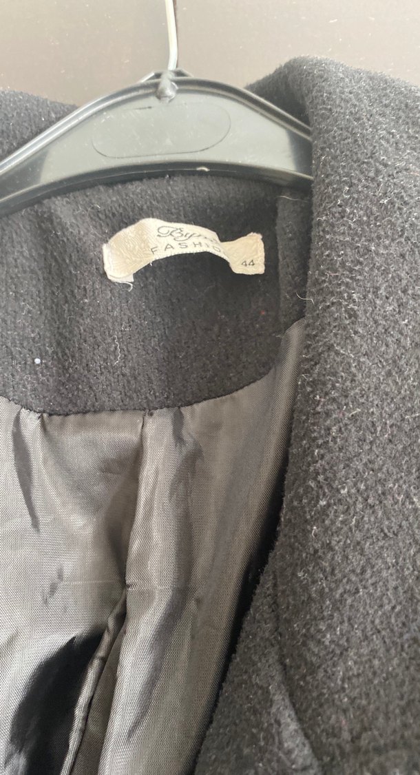 Kuşaklı Siyah Uzun Kaban - Görsel 3