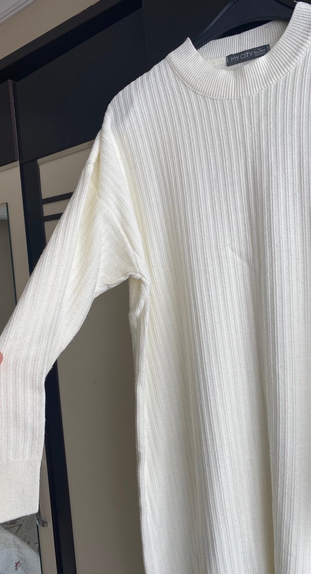 Beyaz Uzun Kollu Örme Kadın Kazak - Görsel 3