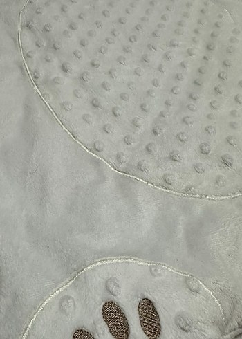 Beyaz Nakışlı Bebek Uyku Yastığı - Görsel 2