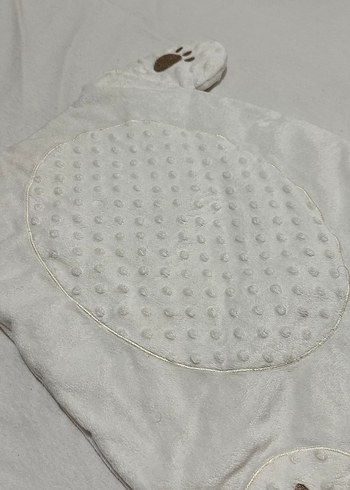 Beyaz Nakışlı Bebek Uyku Yastığı - Görsel 4