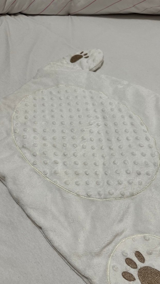 Beyaz Nakışlı Bebek Uyku Yastığı - Görsel 4