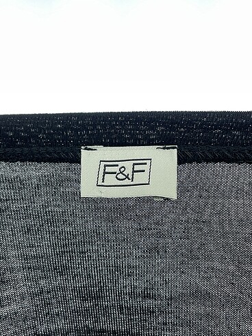48 Beden siyah Renk F&F T-shirt %70 İndirimli.