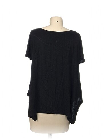 48 Beden F&F T-shirt %70 İndirimli.