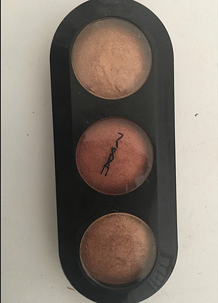 universal Beden Mac highlighter