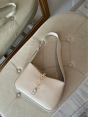 Louis Vuitton Krem bej çanta