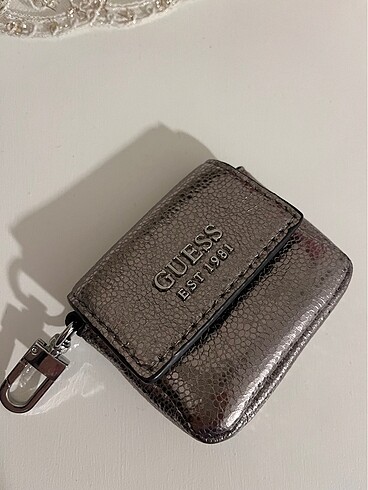 Guess küçük çanta aksesuarı cüzdanı