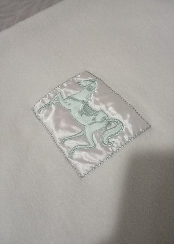 Nakışlı Bej Çocuk Battaniyesi - Görsel 3