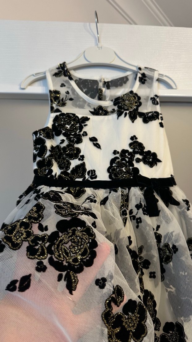 Dantelli Siyah Beyaz Kız Elbisesi - Görsel 2