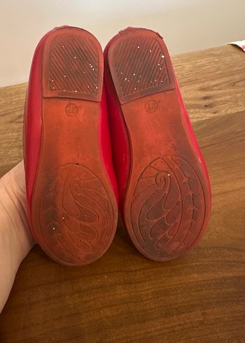 Sorunsuz Kız Çocuk Kırmızı Fırfırlı Babet - Görsel 3