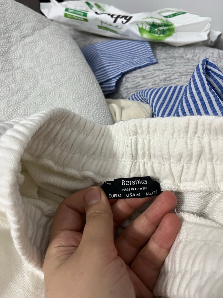 Beyaz Baskılı Kadın Spor Pantolonu - Görsel 3