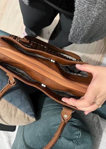 Kahverengi Deri Tokalı Kadın Çanta - Görsel 3