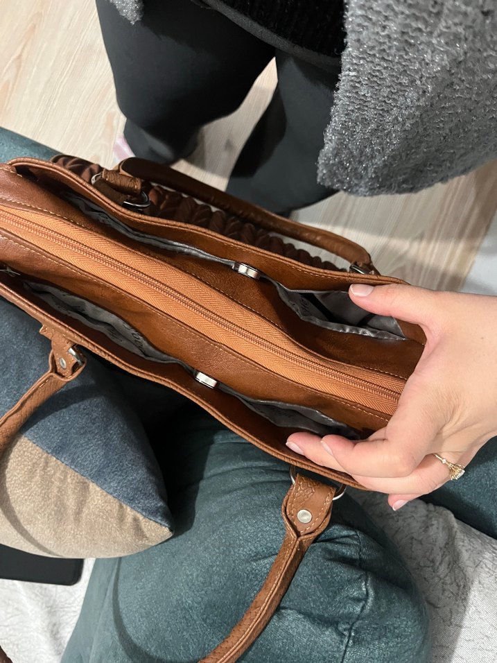 Kahverengi Deri Tokalı Kadın Çanta - Görsel 3