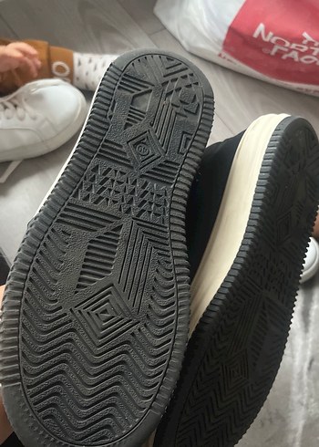 Siyah Bağcıklı Günlük Kadın Spor Ayakkabı - Görsel 4