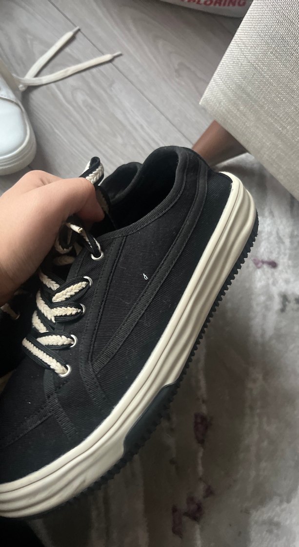 Siyah Bağcıklı Günlük Kadın Spor Ayakkabı - Görsel 3