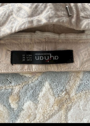 Dantel Detaylı Bej Keten Kadın Pantolon - Görsel 4