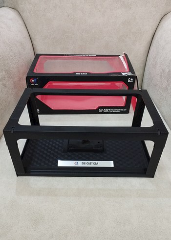 Die-Cast Model Araba Kutusu ve Stantı - Görsel 6