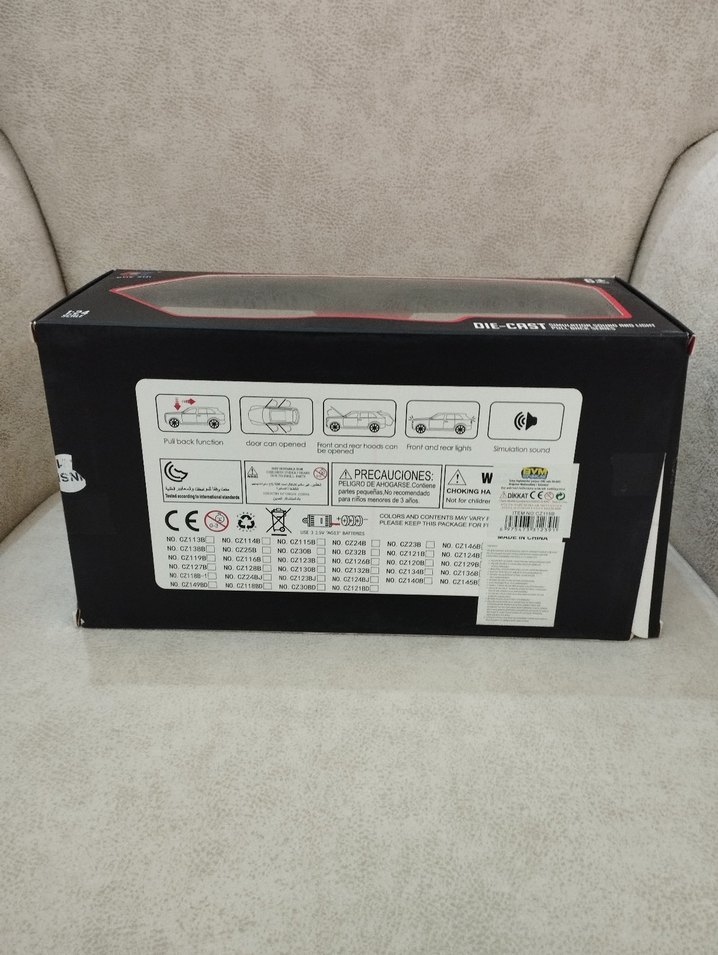 Die-Cast Model Araba Kutusu ve Stantı - Görsel 5