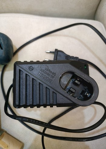 Bosch Şarjlı Matkap Seti ve Bataryalar - Görsel 5