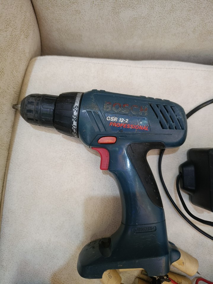 Bosch Şarjlı Matkap Seti ve Bataryalar - Görsel 4